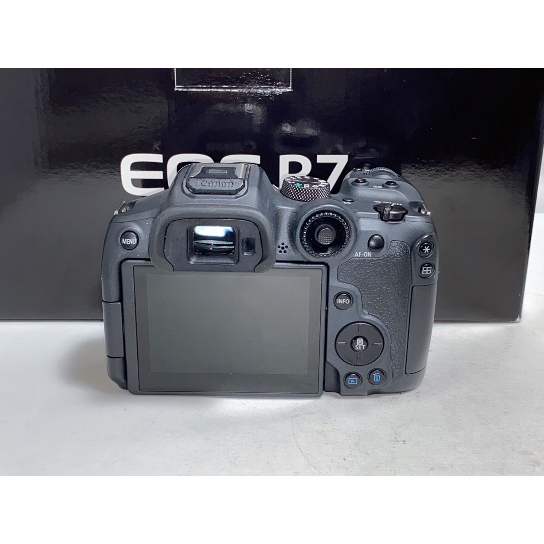 Canon - 【745ショット‼︎】 Canon eos R7 ボディ 本体の通販 by Canon - 【745ショット‼︎】 Canon eos R7 ボディ 本体の通販 by