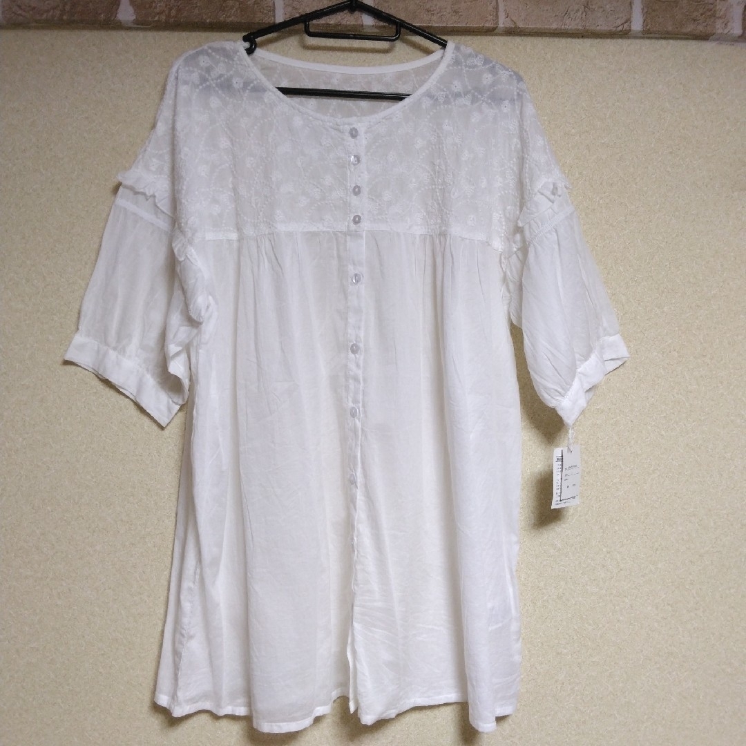 レース刺繍チュニックブラウス*初夏トップスシワ感も可愛い レース刺繍チュニックブラウス*初夏トップスシワ感も可愛い