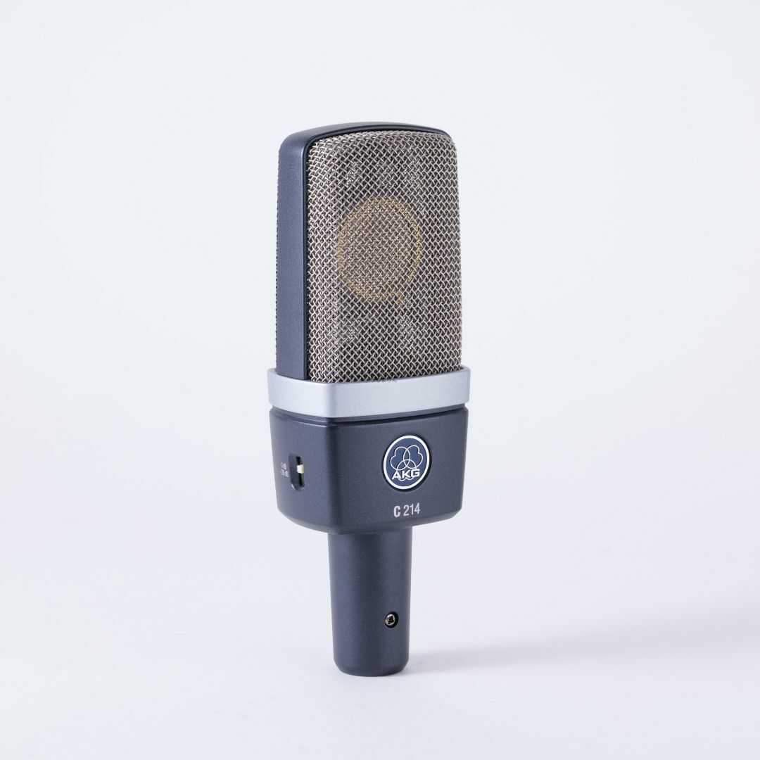 AKG - AKG C214 コンデンサーマイク!宅録に!スタジオに AKG - AKG C214 コンデンサーマイク!宅録に!スタジオに