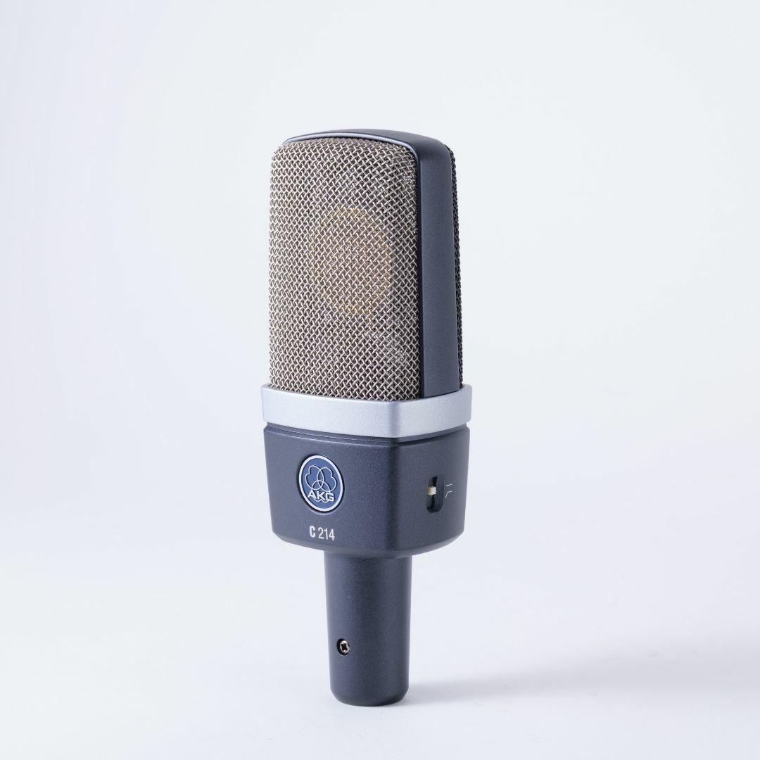 AKG - AKG C214 コンデンサーマイク!宅録に!スタジオに AKG - AKG C214 コンデンサーマイク!宅録に!スタジオに