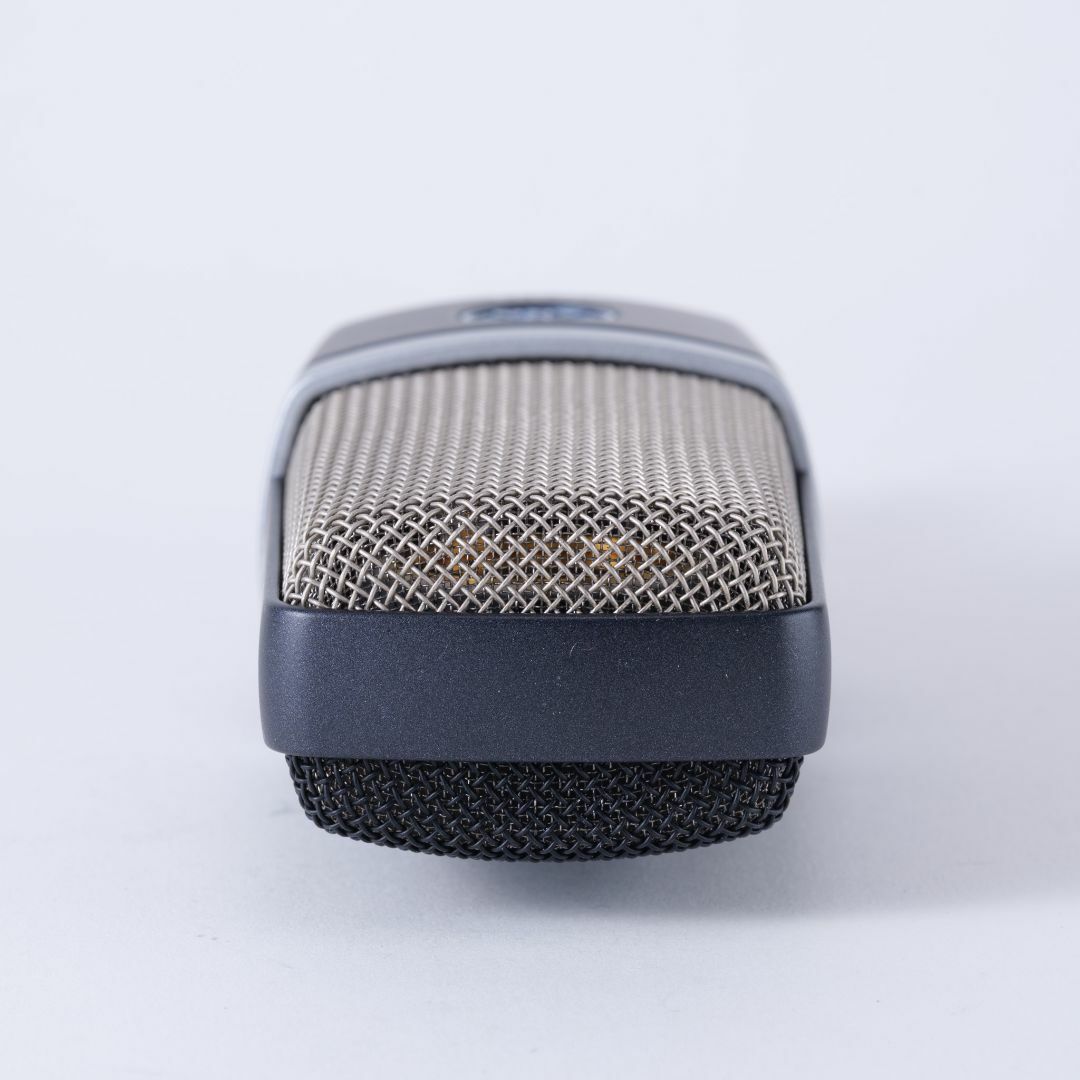 AKG - AKG C214 コンデンサーマイク!宅録に!スタジオに AKG - AKG C214 コンデンサーマイク!宅録に!スタジオに