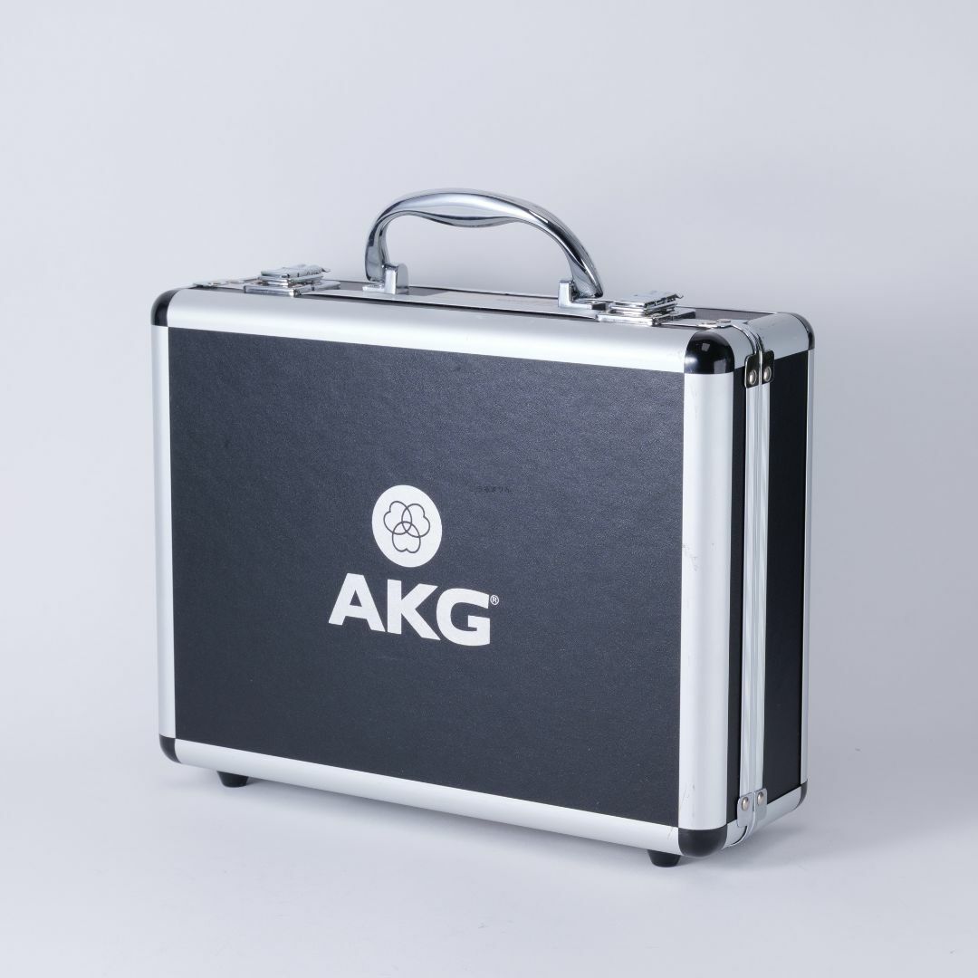AKG - AKG C214 コンデンサーマイク!宅録に!スタジオに AKG - AKG C214 コンデンサーマイク!宅録に!スタジオに