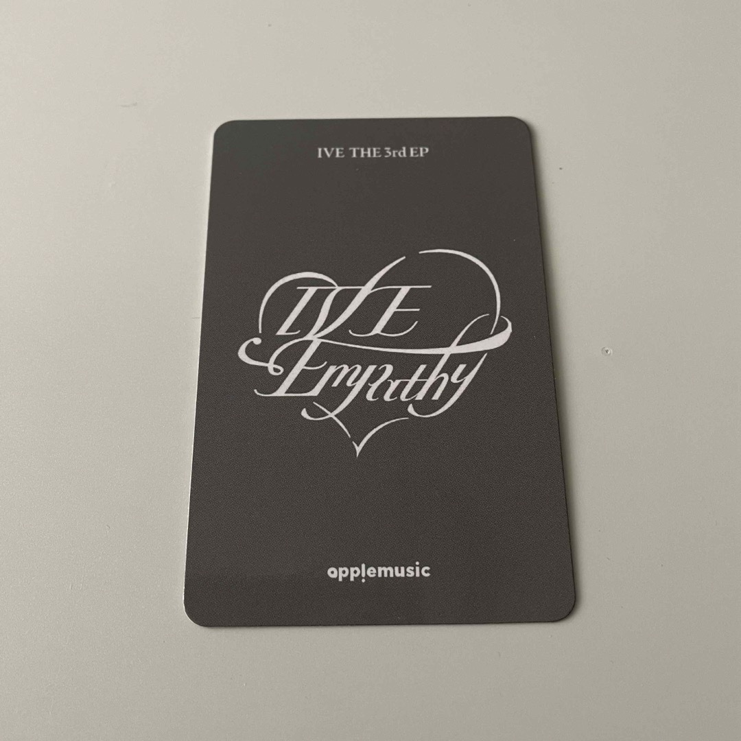 IVE - IVE empathy applemusic ユジン トレカの通販 by k shop IVE - IVE empathy applemusic ユジン トレカの通販 by k shop