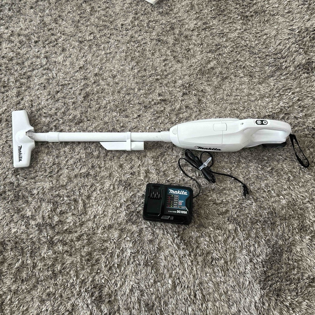 Makita - Makita スティッククリーナー CL107FD 本体/充電器付の Makita - Makita スティッククリーナー CL107FD 本体/充電器付の