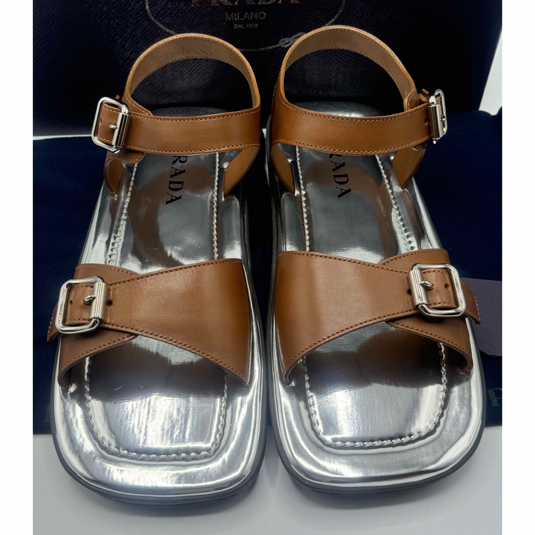 PRADA - 新品 PRADA プラダ サンダル レザー ストラップ 9 PRADA - 新品 PRADA プラダ サンダル レザー ストラップ 9