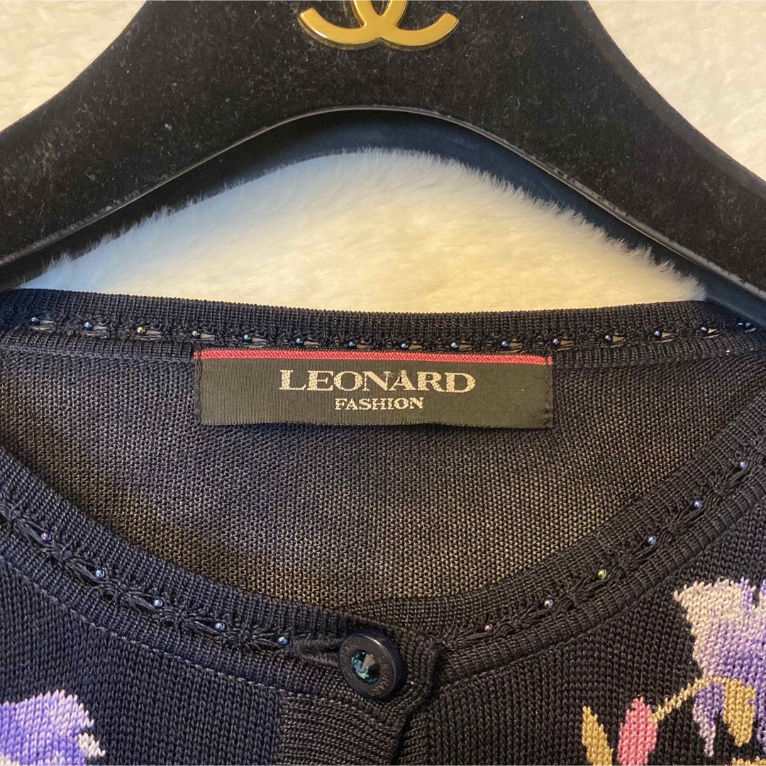 LEONARD - 美品 レオナール 花柄刺繍 ビジュー ストーン LEONARD - 美品 レオナール 花柄刺繍 ビジュー ストーン
