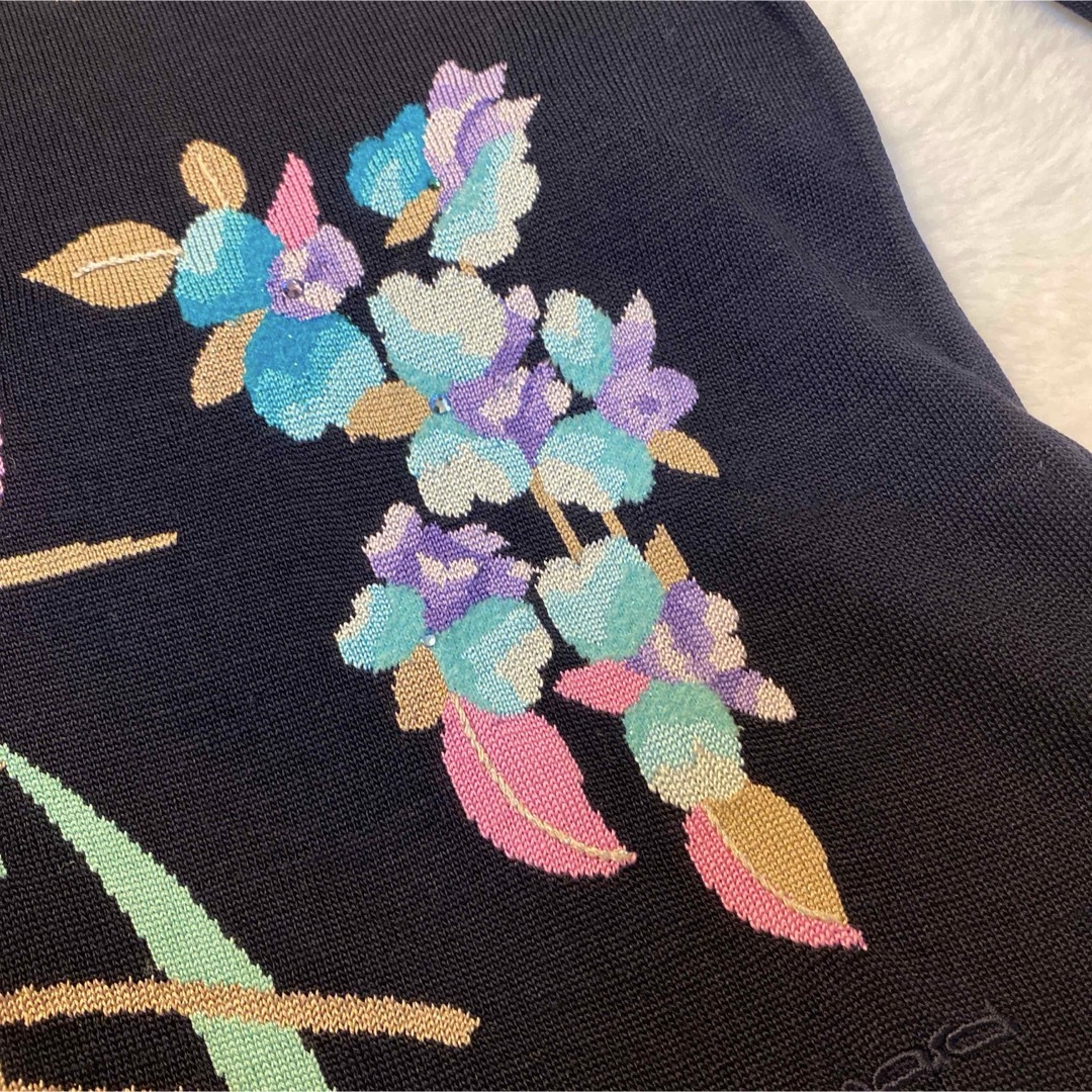 LEONARD - 美品 レオナール 花柄刺繍 ビジュー ストーン LEONARD - 美品 レオナール 花柄刺繍 ビジュー ストーン