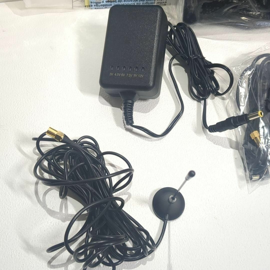 CHL 10インチ ポータブル ブルーレイプレーヤー 地デジF1070HKの CHL 10インチ ポータブル ブルーレイプレーヤー 地デジF1070HKの
