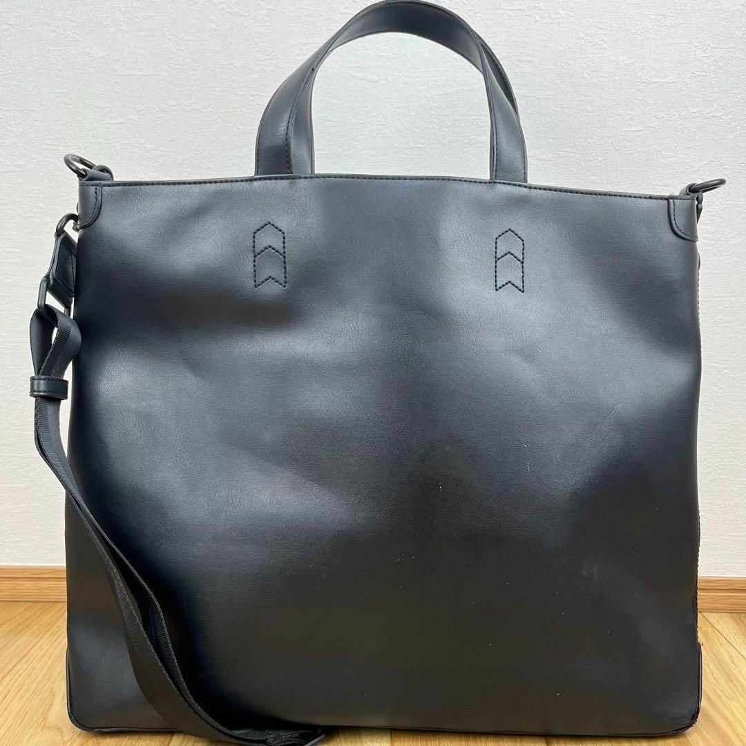 GIORGIO ARMANI - 大容量 アルマーニエクスチェンジ ロゴ 型押し GIORGIO ARMANI - 大容量 アルマーニエクスチェンジ ロゴ 型押し
