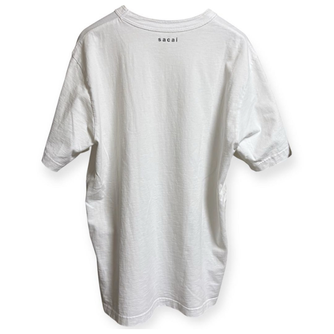 sacai - sacai サカイ ホワイト Tシャツ ロゴプリント4 XL 23 sacai - sacai サカイ ホワイト Tシャツ ロゴプリント4 XL 23
