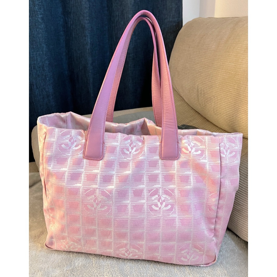 CHANEL - 正規品 シャネル ニュートラベルライン トートバッグ CHANEL - 正規品 シャネル ニュートラベルライン トートバッグ