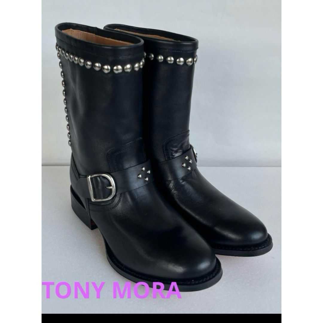 美品TONY MORAエンジニアブーツミドルレザー黒 スタッズ付き36の 美品TONY MORAエンジニアブーツミドルレザー黒 スタッズ付き36の