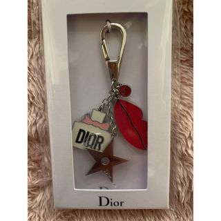 Dior - ディオールの星チャーム ゴールド 大人気❗の通販 by Dior - ディオールの星チャーム ゴールド 大人気❗の通販 by