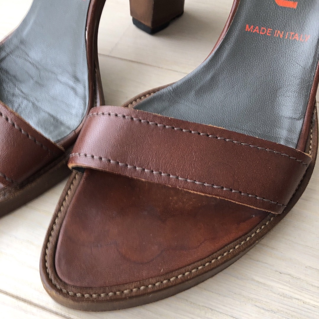 MIU MIU - minmiu ミュウミュウ 23.5 ストラップサンダル ウッド MIU MIU - minmiu ミュウミュウ 23.5 ストラップサンダル ウッド