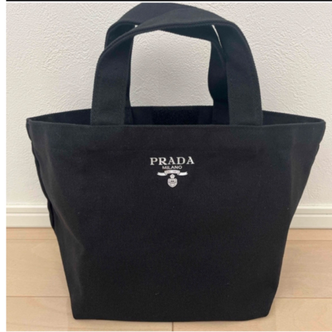 PRADA - プラダ トートバッグ ノベルティ 黒の通販 by りか's PRADA - プラダ トートバッグ ノベルティ 黒の通販 by りか's