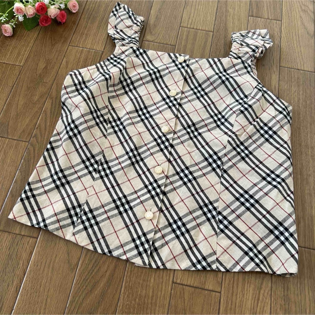 BURBERRY - ✨極美品✨バーバリーロンドン❣️タンクトップ BURBERRY - ✨極美品✨バーバリーロンドン❣️タンクトップ