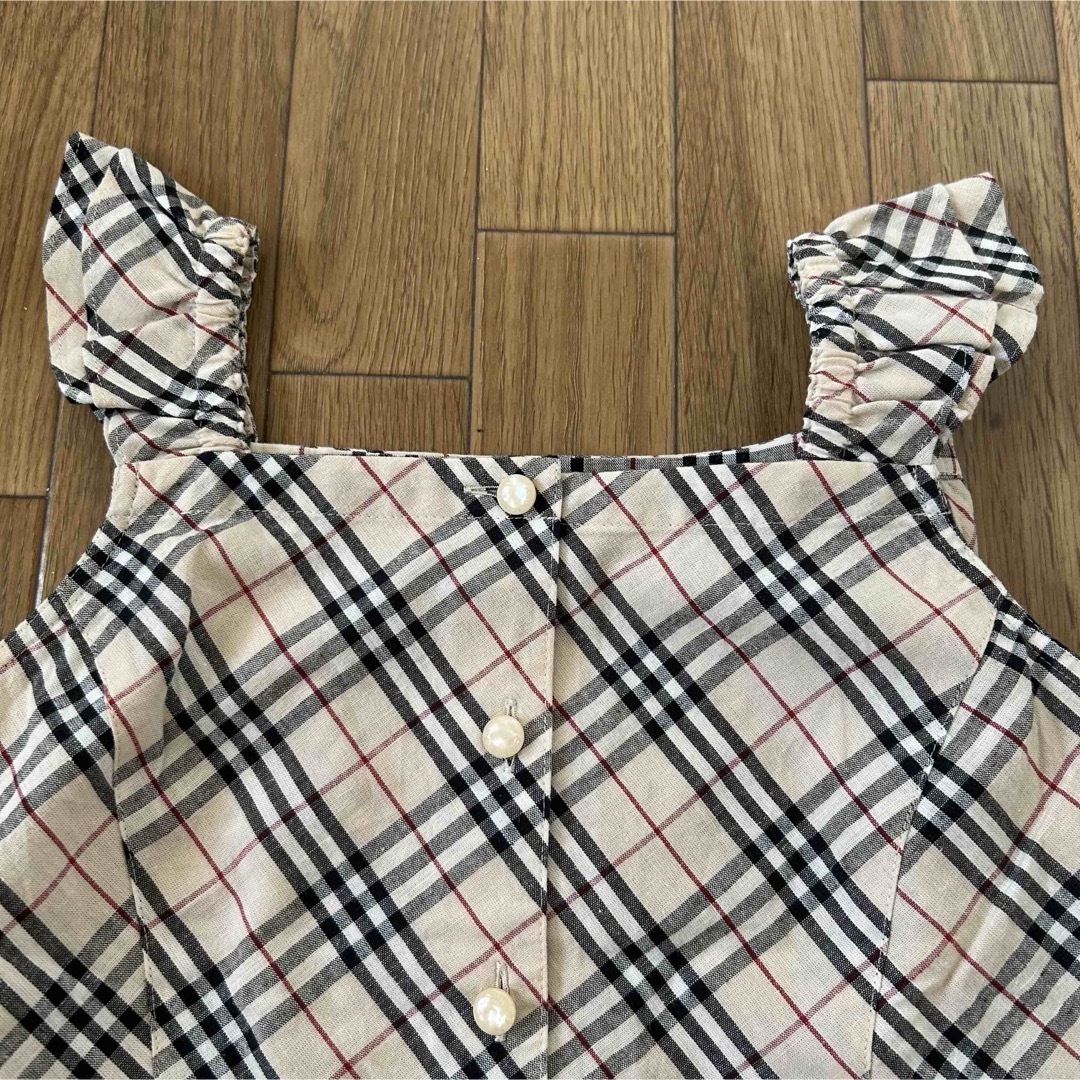BURBERRY - ✨極美品✨バーバリーロンドン❣️タンクトップ BURBERRY - ✨極美品✨バーバリーロンドン❣️タンクトップ