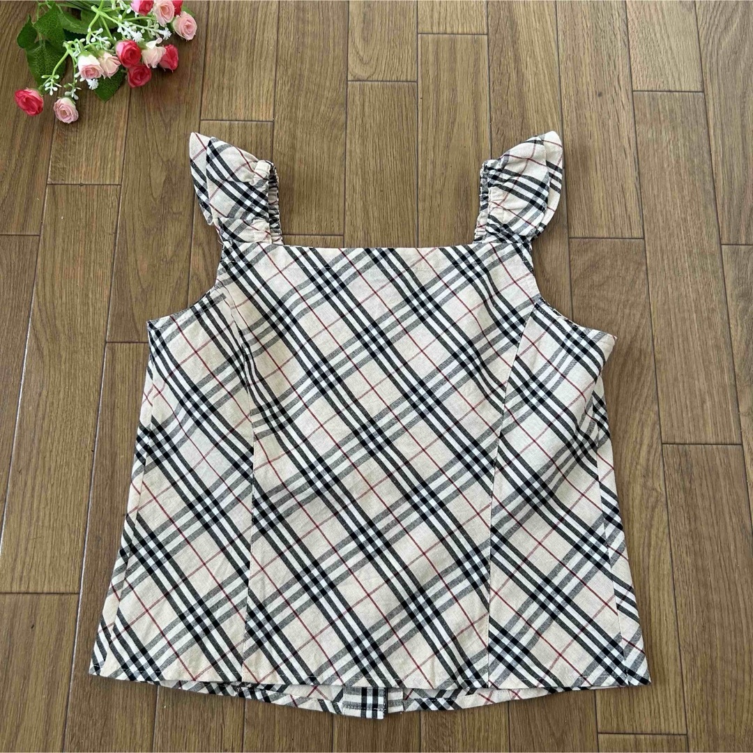 BURBERRY - ✨極美品✨バーバリーロンドン❣️タンクトップ BURBERRY - ✨極美品✨バーバリーロンドン❣️タンクトップ