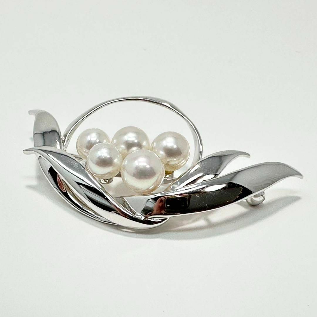 MIKIMOTO - MIKIMOTO ミキモト 5珠 真珠 シルバー ブローチの MIKIMOTO - MIKIMOTO ミキモト 5珠 真珠 シルバー ブローチの
