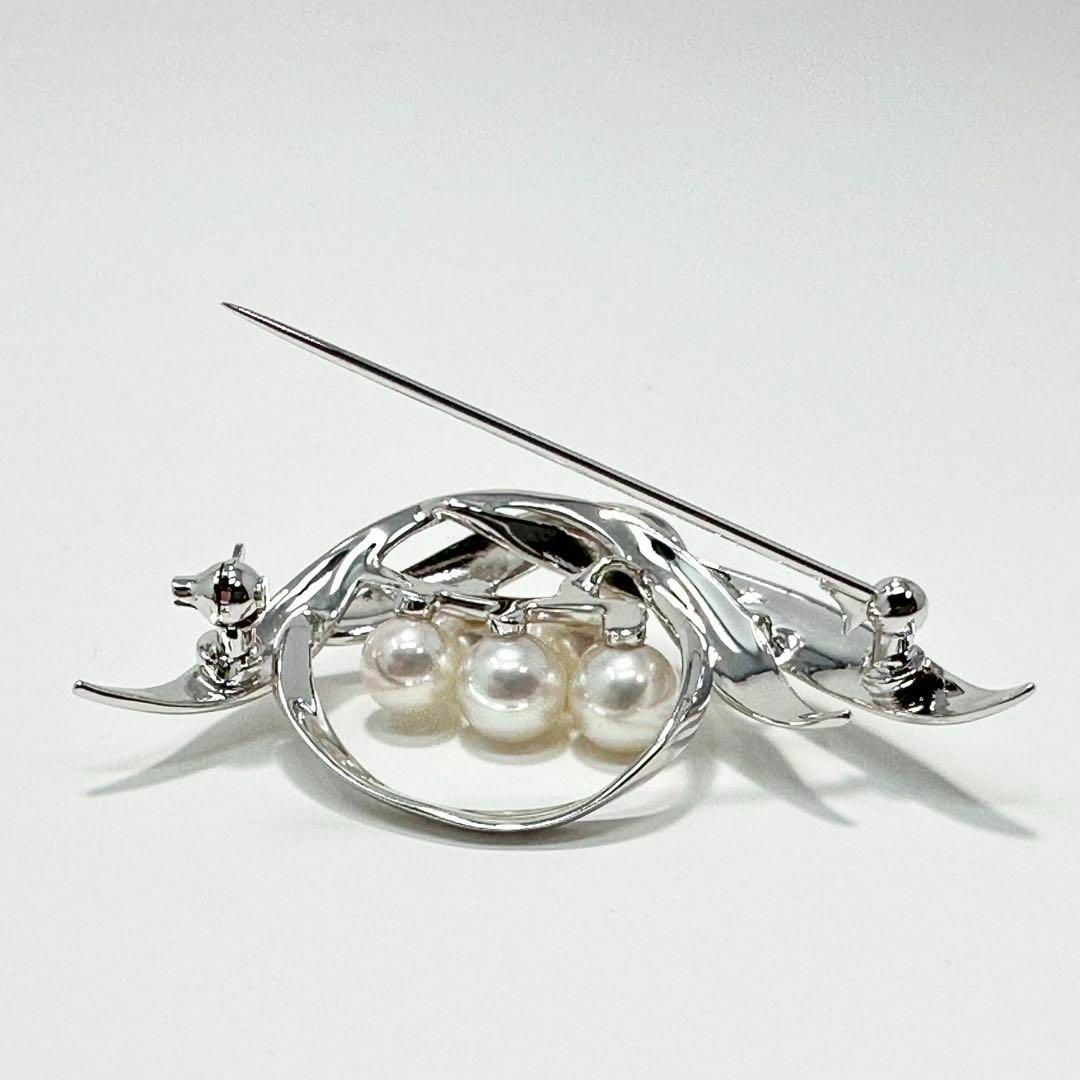 MIKIMOTO - MIKIMOTO ミキモト 5珠 真珠 シルバー ブローチの MIKIMOTO - MIKIMOTO ミキモト 5珠 真珠 シルバー ブローチの