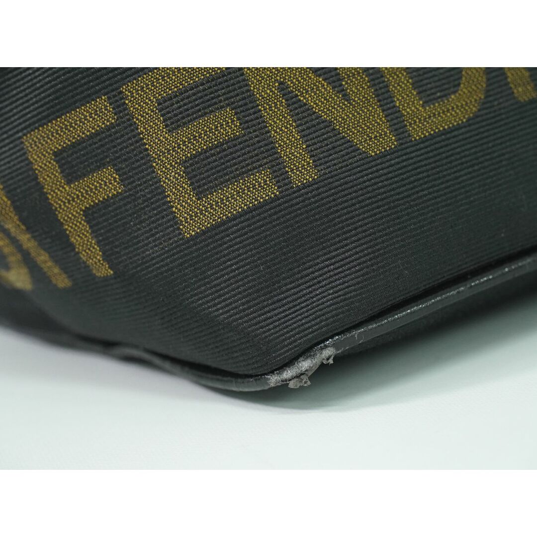 FENDI - 本物 フェンディ FENDI ロゴ ハンドバッグ ポーチ FENDI - 本物 フェンディ FENDI ロゴ ハンドバッグ ポーチ