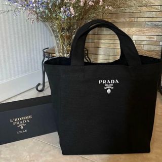 PRADA(エコバッグ)のフリマアイテム一覧 PRADA(エコバッグ)のフリマアイテム一覧