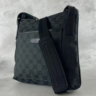 GUCCI - 極美品✨グッチ ショルダーバッグ ブラック 黒の通販 GUCCI - 極美品✨グッチ ショルダーバッグ ブラック 黒の通販