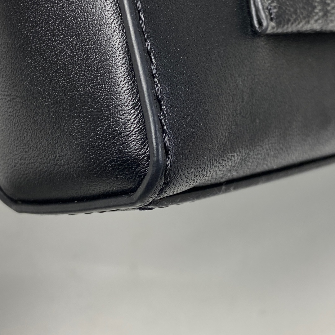 COACH - コーチ ホールデン クロスボディバッグ メンズ 【中古 COACH - コーチ ホールデン クロスボディバッグ メンズ 【中古