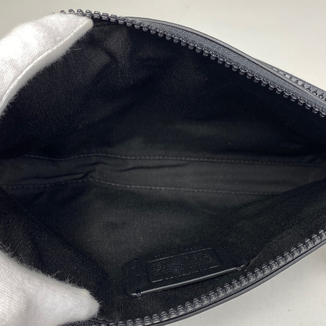 COACH - コーチ ホールデン クロスボディバッグ メンズ 【中古 COACH - コーチ ホールデン クロスボディバッグ メンズ 【中古