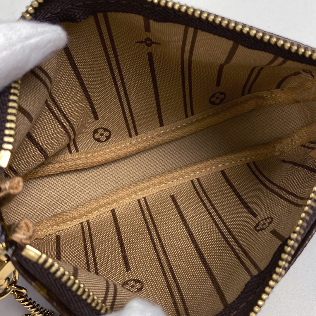 LOUIS VUITTON - ルイ・ヴィトン ミニ ポシェット アクセ LOUIS VUITTON - ルイ・ヴィトン ミニ ポシェット アクセ