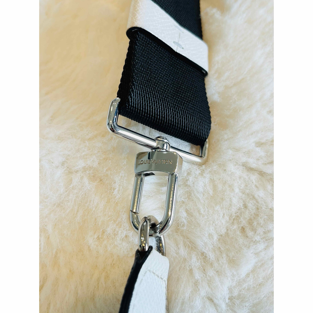 LOUIS VUITTON - 正規品 LouisVuitton ガストン・ウェアラブル LOUIS VUITTON - 正規品 LouisVuitton ガストン・ウェアラブル