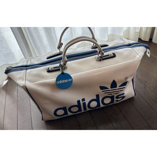 adidas(エナメル ・ ボストンバッグ)のフリマアイテム一覧 adidas(エナメル ・ ボストンバッグ)のフリマアイテム一覧