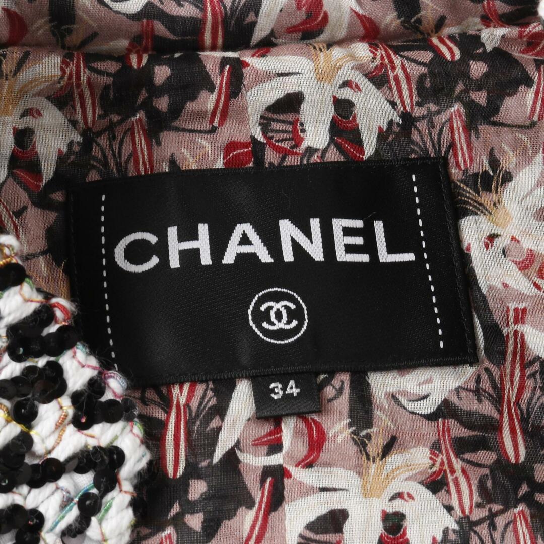 CHANEL - シャネル ココマーク 衣料品 アウターの通販 by CHANEL - シャネル ココマーク 衣料品 アウターの通販 by
