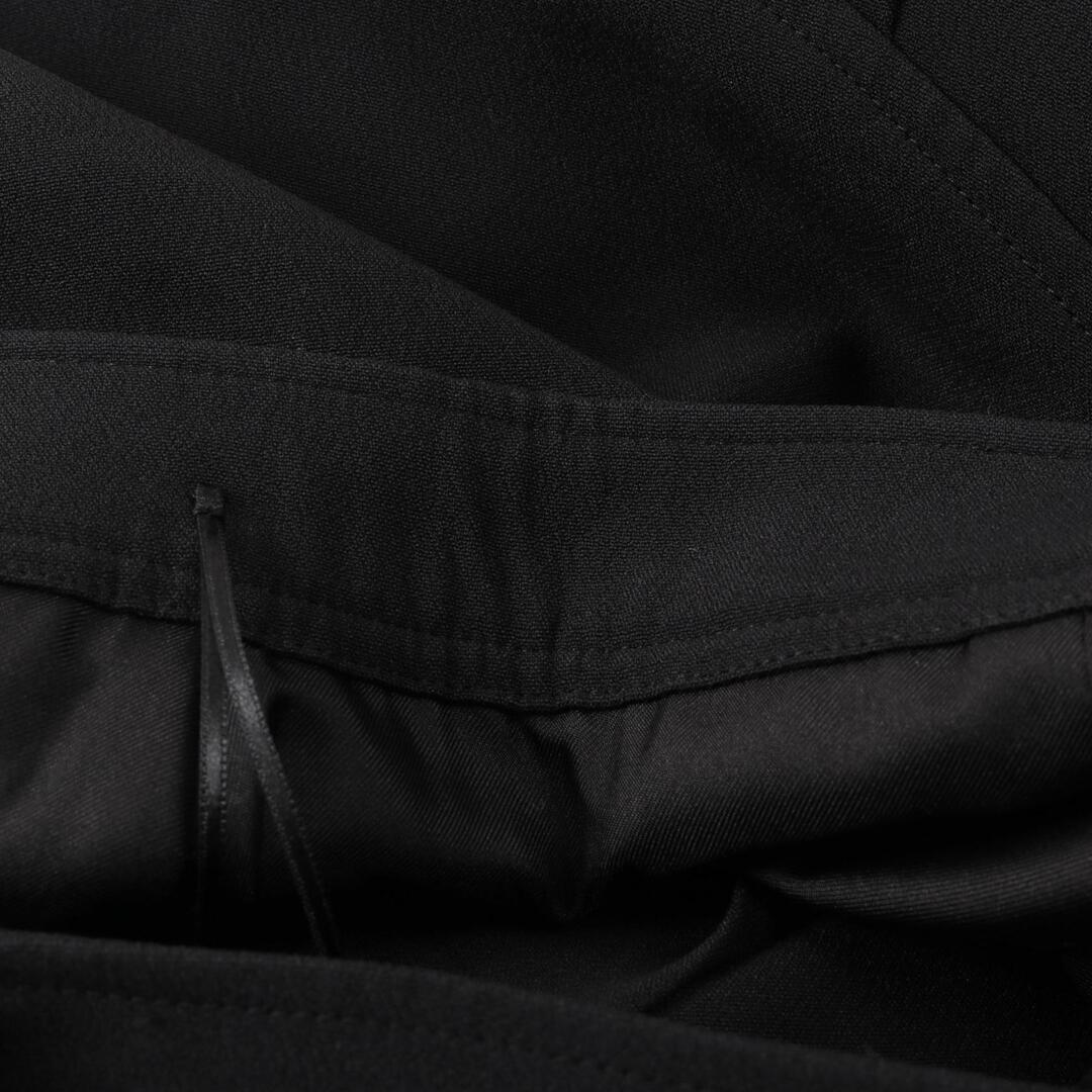 LOUIS VUITTON - ルイ・ヴィトン LVボタン スカートの通販 by LOUIS VUITTON - ルイ・ヴィトン LVボタン スカートの通販 by