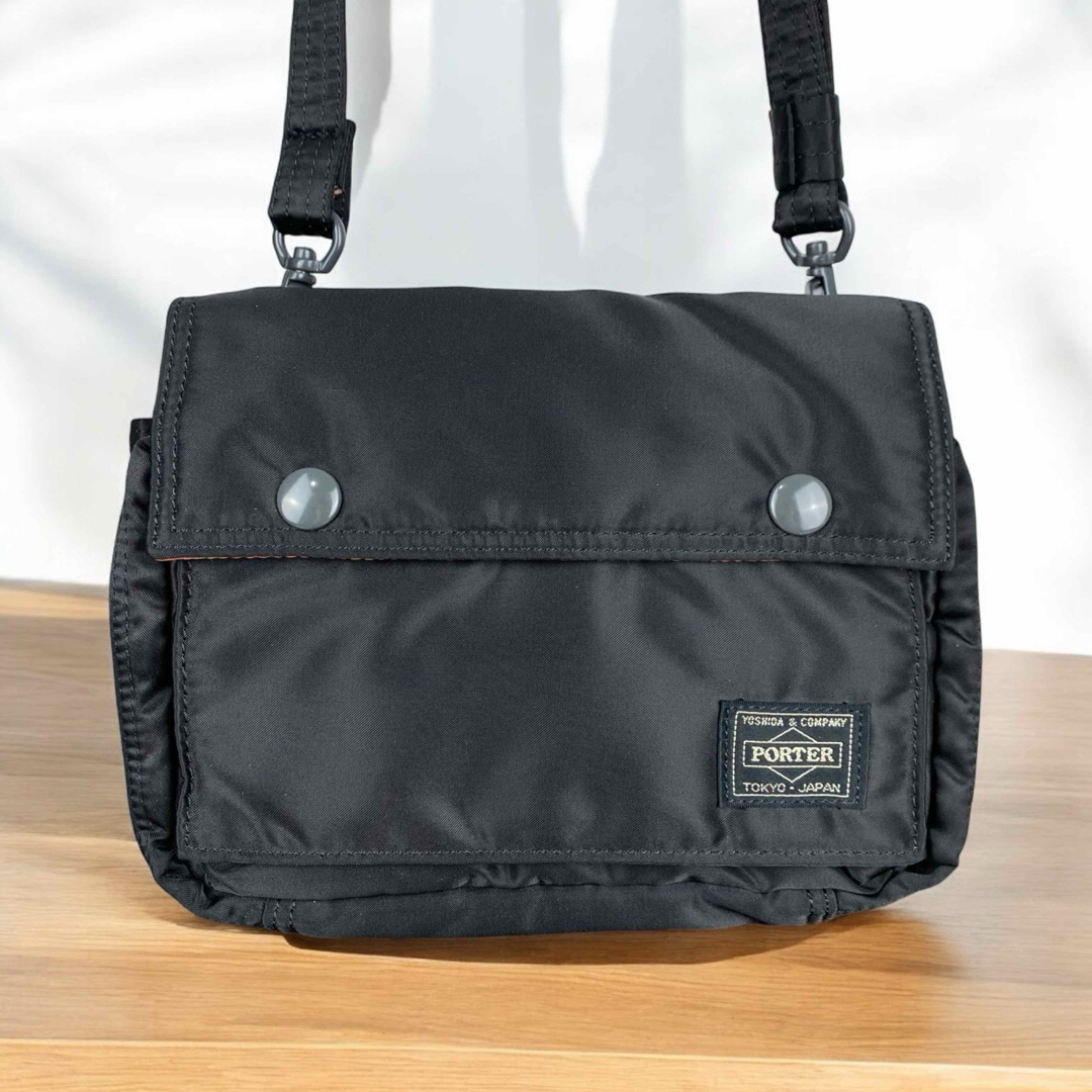 PORTER - 【人気サイズ】PORTER / TANKER SHOULDER BAG ブラック PORTER - 【人気サイズ】PORTER / TANKER SHOULDER BAG ブラック