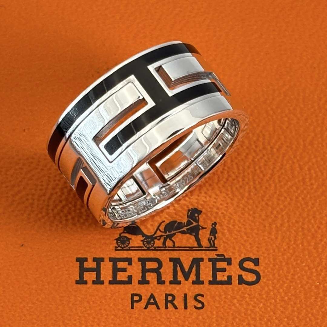 HERMES - 【新品磨き】HERMES | エルメス ムーブアッシュ リング HERMES - 【新品磨き】HERMES | エルメス ムーブアッシュ リング