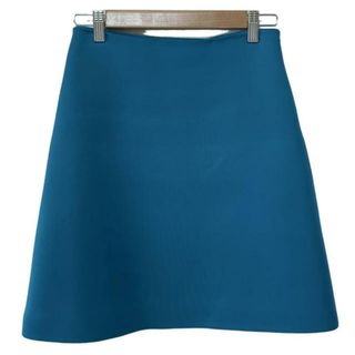 PRADA(スカート ・ ブルー・ネイビー/青色系)のフリマアイテム一覧 PRADA(スカート ・ ブルー・ネイビー/青色系)のフリマアイテム一覧