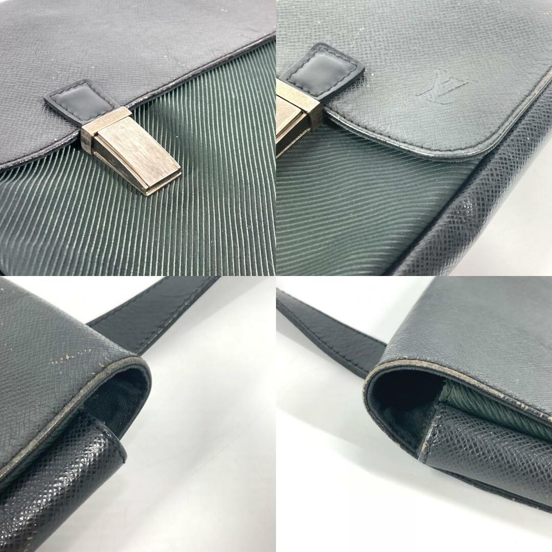 LOUIS VUITTON - ルイヴィトン LOUIS VUITTON サラトヴGM M30882 LOUIS VUITTON - ルイヴィトン LOUIS VUITTON サラトヴGM M30882