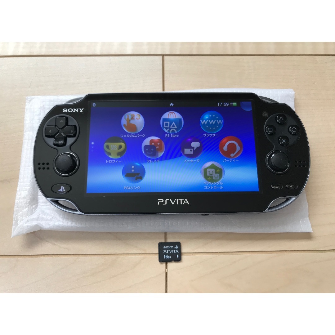 PlayStation Vita(プレイステーションヴィータ)のお得✨PSVITA PCH-1100AA本体一式＋ソフト2本セット✨16GSD付 エンタメ/ホビーのゲームソフト/ゲーム機本体(携帯用ゲーム機本体)の商品写真