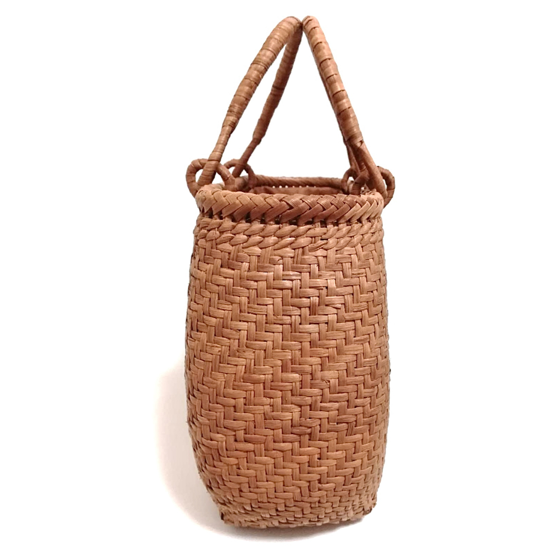山葡萄バッグ楕円高級極細網代の通販 by 百年工芸's shop|ラクマ 山葡萄バッグ楕円高級極細網代の通販 by 百年工芸's shop|ラクマ