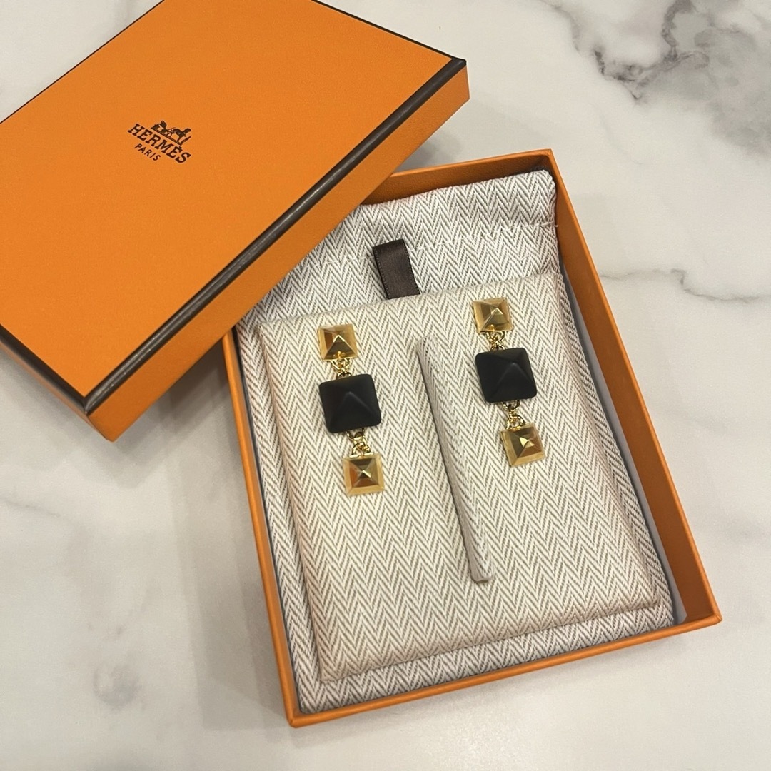 HERMES - 新品 エルメス ディスコフォーブル メドール ピアス HERMES - 新品 エルメス ディスコフォーブル メドール ピアス