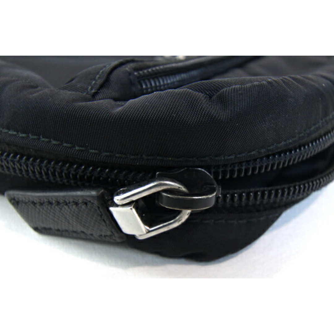 PRADA - プラダ ポーチ 2NA017 ブラック ナイロン 中古の通販 by PRADA - プラダ ポーチ 2NA017 ブラック ナイロン 中古の通販 by