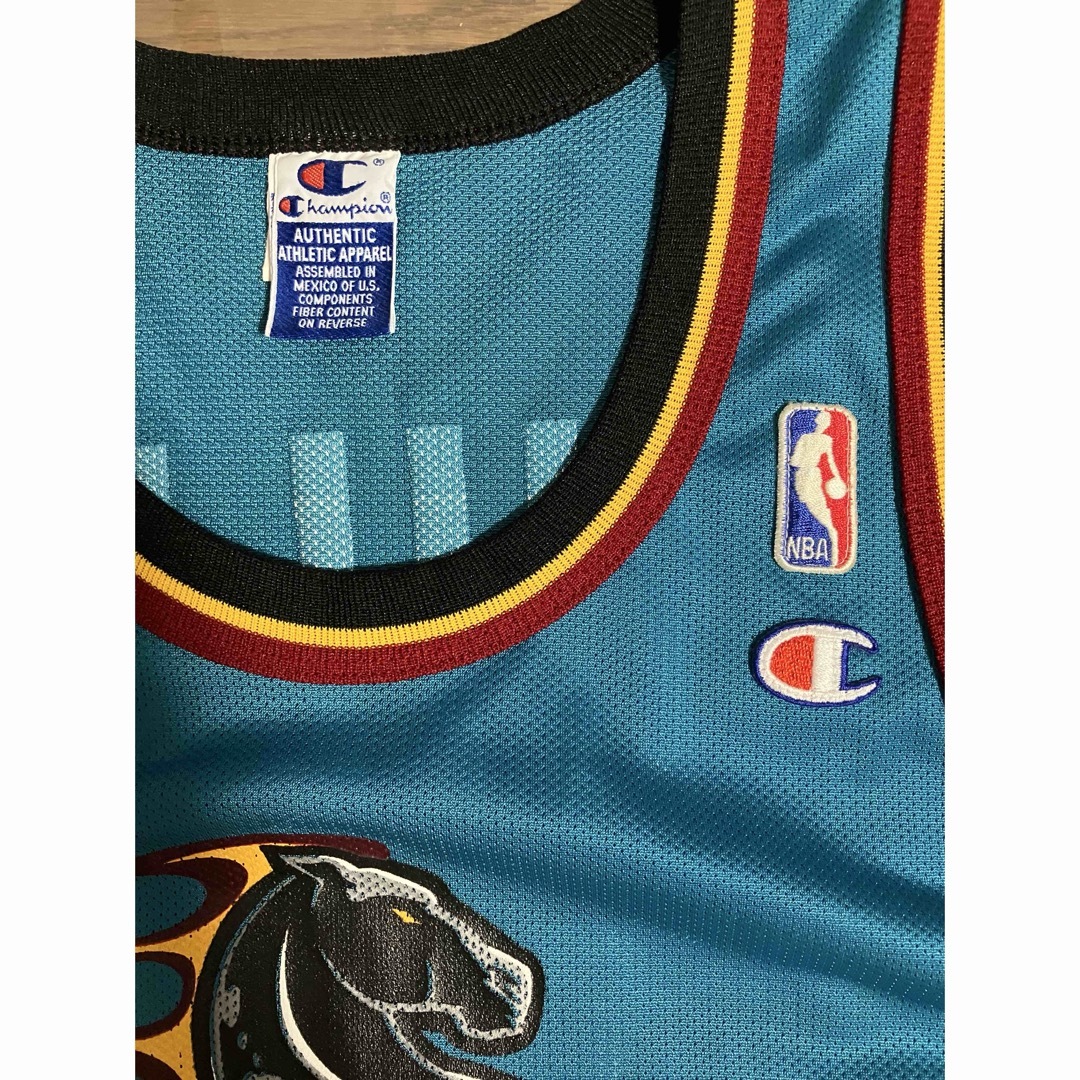 Champion - NBA ピストンズ #33 ユニフォーム 44(L)サイズ Champion - NBA ピストンズ #33 ユニフォーム 44(L)サイズ