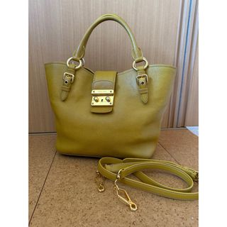 MIU MIU(ハンドバッグ)のフリマアイテム一覧 MIU MIU(ハンドバッグ)のフリマアイテム一覧