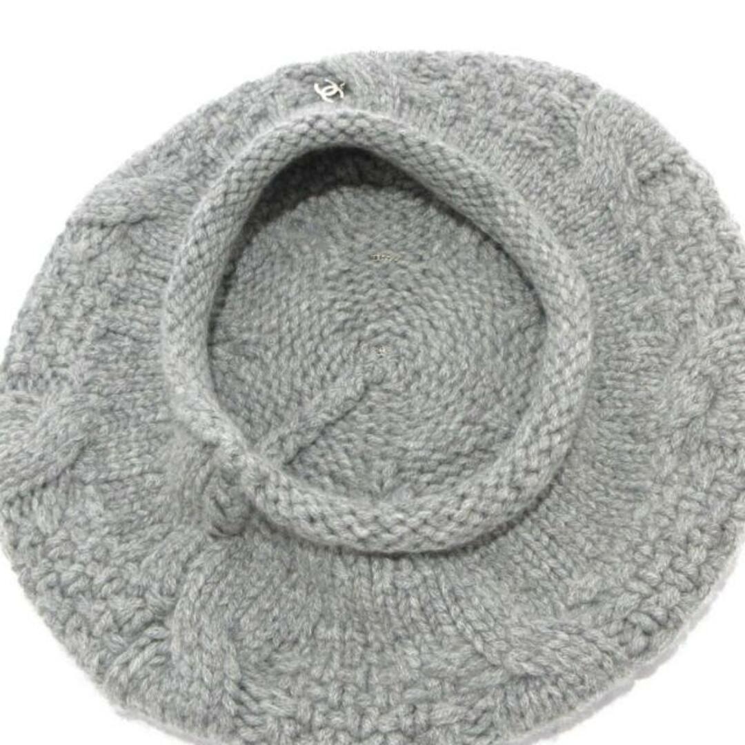 CHANEL - CHANEL(シャネル) ニット帽美品 - グレー ココマーク CHANEL - CHANEL(シャネル) ニット帽美品 - グレー ココマーク