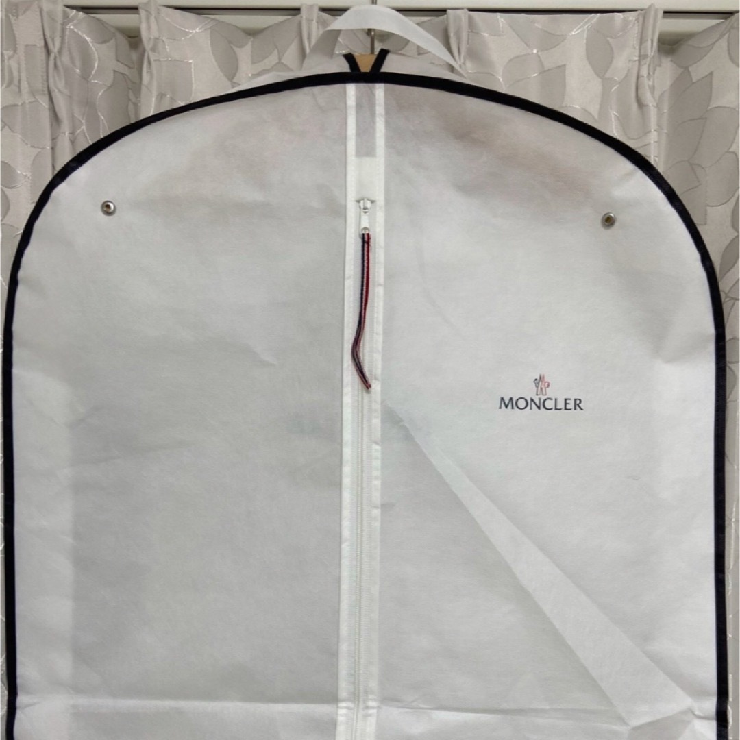 MONCLER - MONCLER ガーメント ショッパー ♡新品未使用♡の通販 MONCLER - MONCLER ガーメント ショッパー ♡新品未使用♡の通販