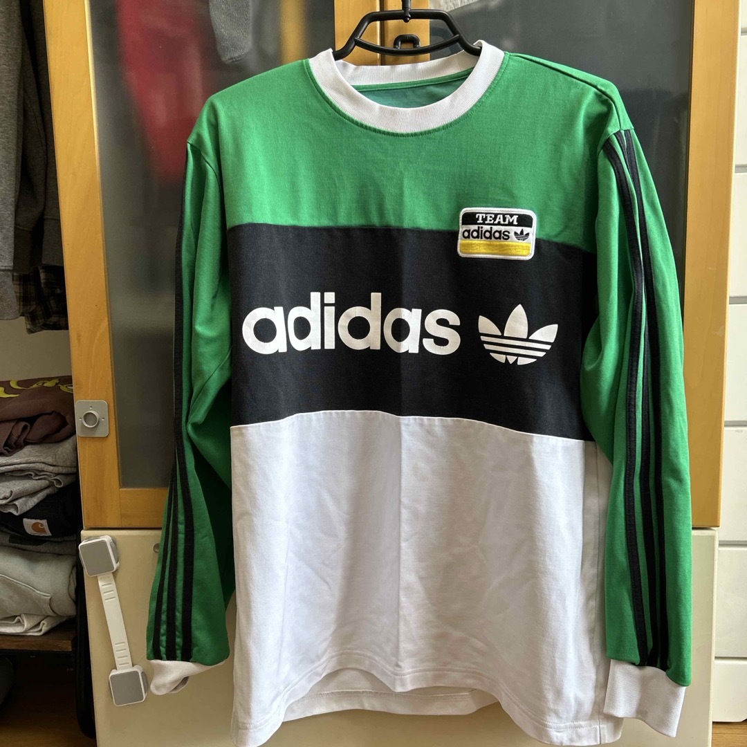 adidas - adidas トレーナーの通販 by ブルリョマshop adidas - adidas トレーナーの通販 by ブルリョマshop