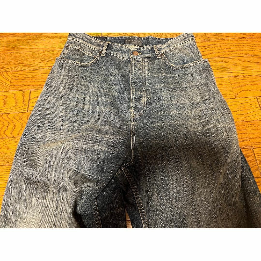BALENCIAGA - BALENCIAGA ダメージ加工 バギー ジーンズ デニム BALENCIAGA - BALENCIAGA ダメージ加工 バギー ジーンズ デニム