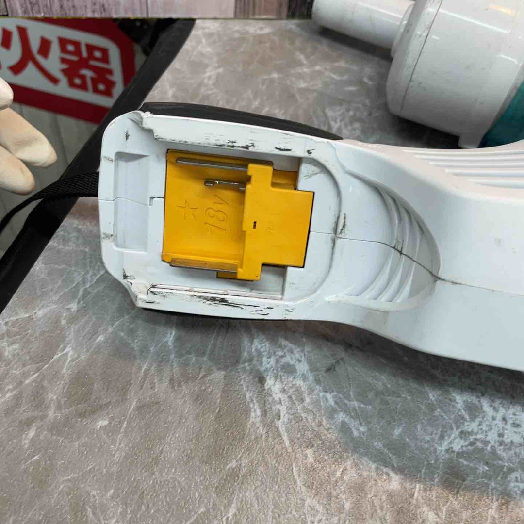 ◇マキタ(makita) コードレスクリーナー CL180FDZW【八潮店】の ◇マキタ(makita) コードレスクリーナー CL180FDZW【八潮店】の