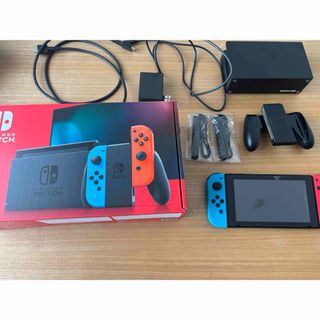 Nintendo Switch - 限定色 ネオンパープル / ネオンオレンジ Nintendo Switch - 限定色 ネオンパープル / ネオンオレンジ